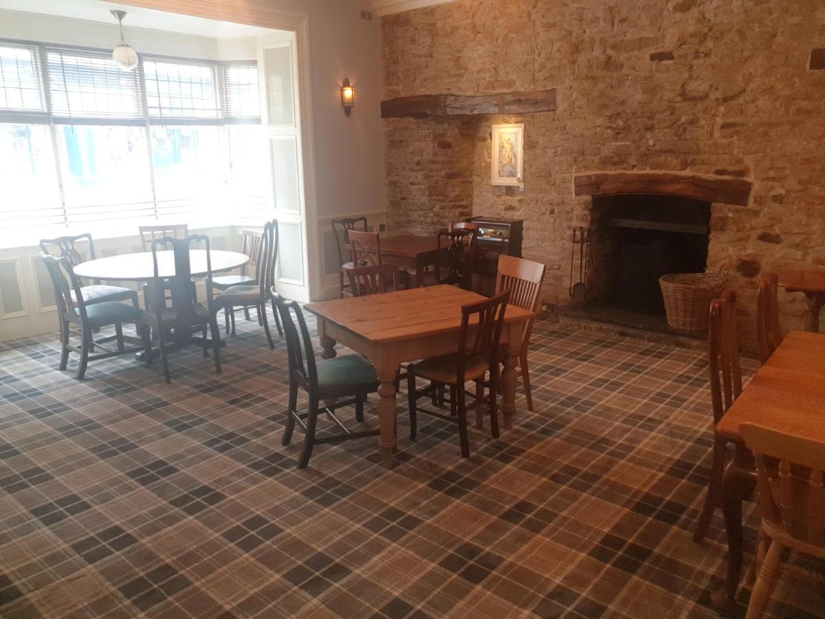 The Black Swan Inn Pickering Exterior photo
